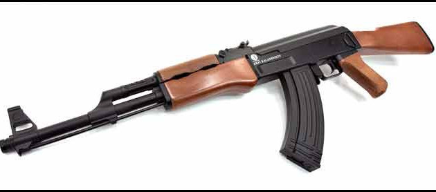 Kalashnikov AK47  plus  2x zásobník